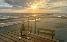 Appart front de mer, 5e étage
